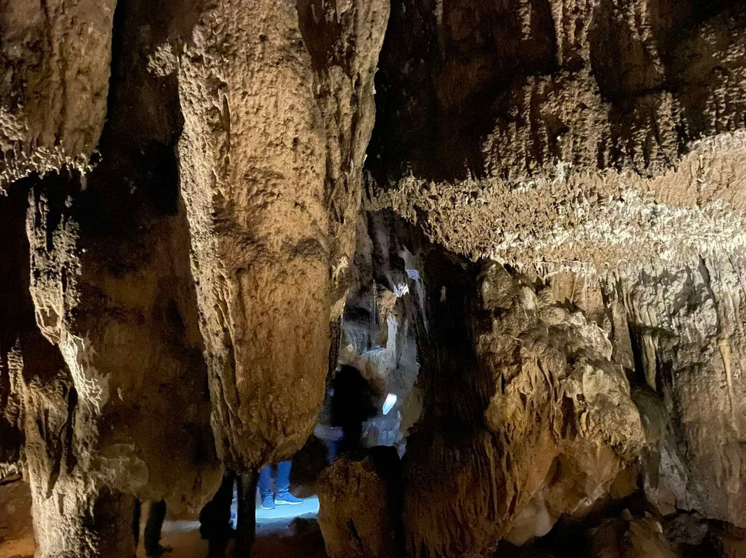 Barac Caves景点图片