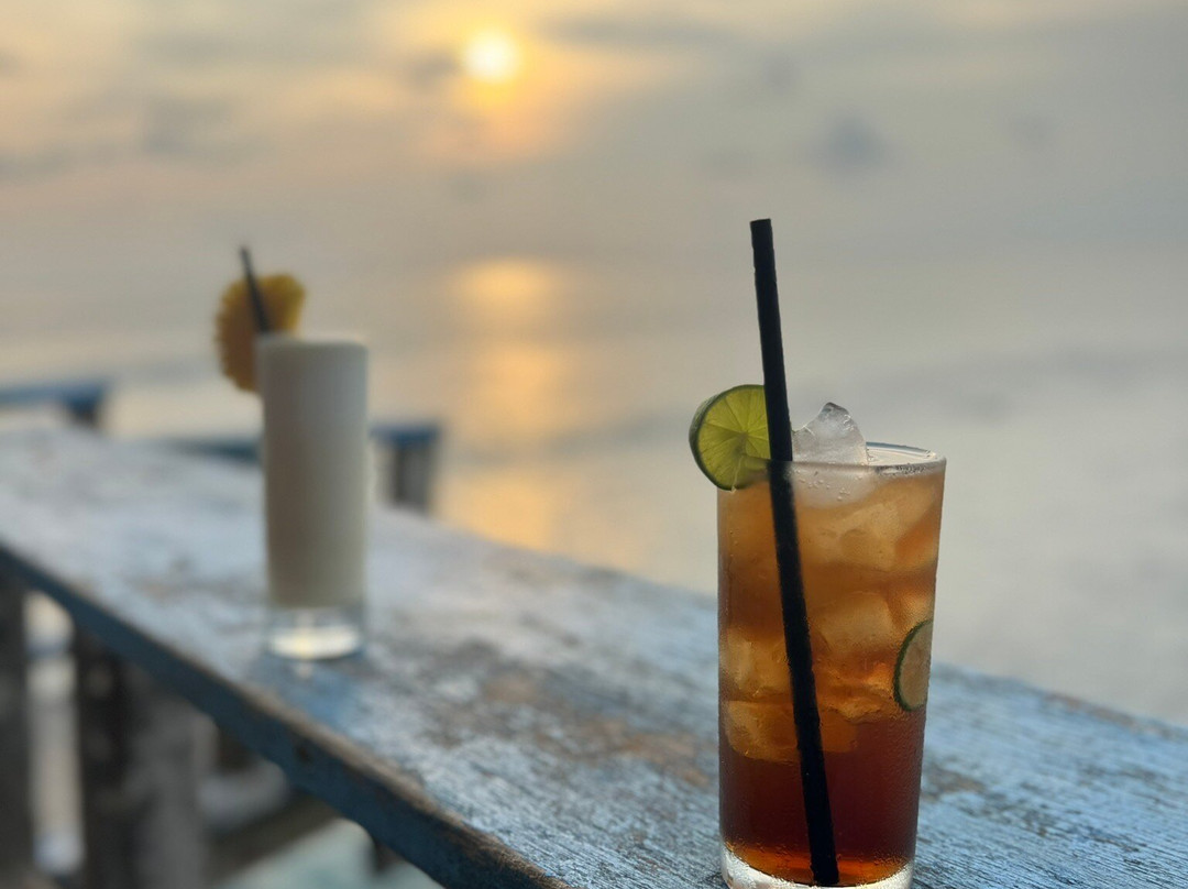 Mahana Jumping Point-努沙切宁安岛必去景点