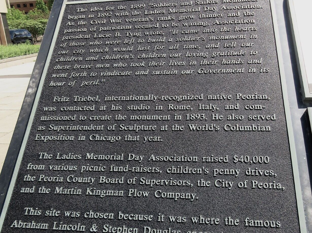 Soldiers and Sailors Monument-皮奥里亚必去景点