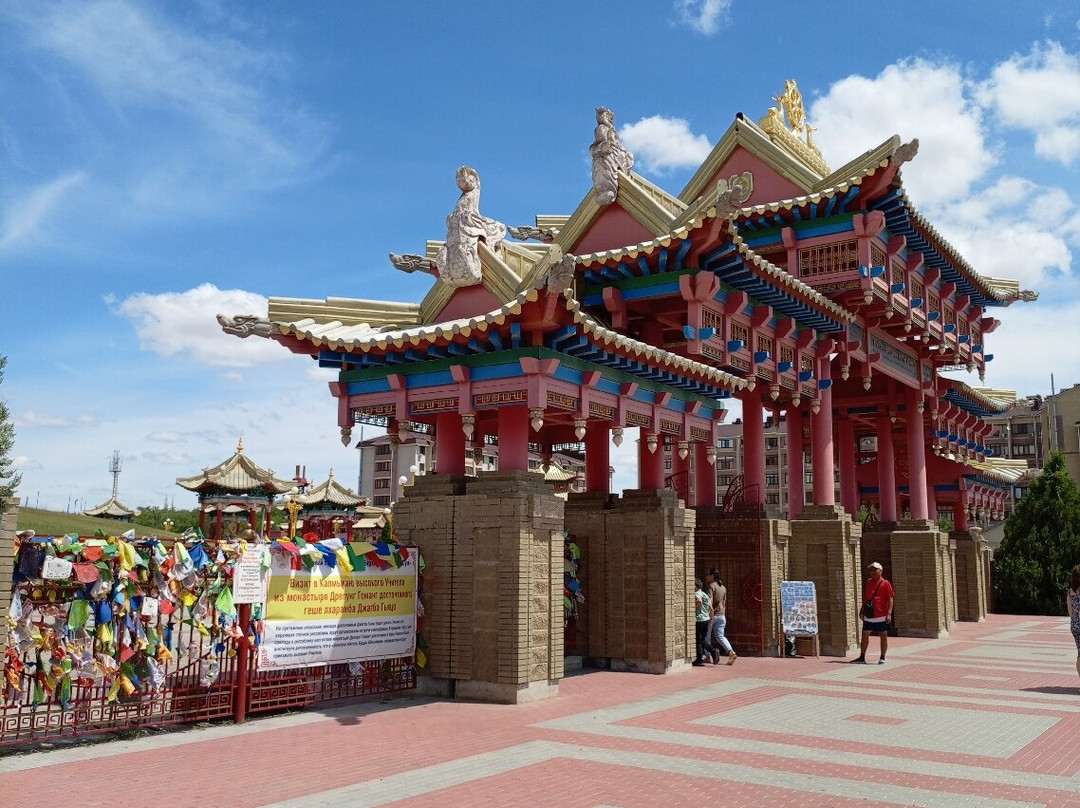 Buddha Shakyamuni Golden Abode-Elista必去景点