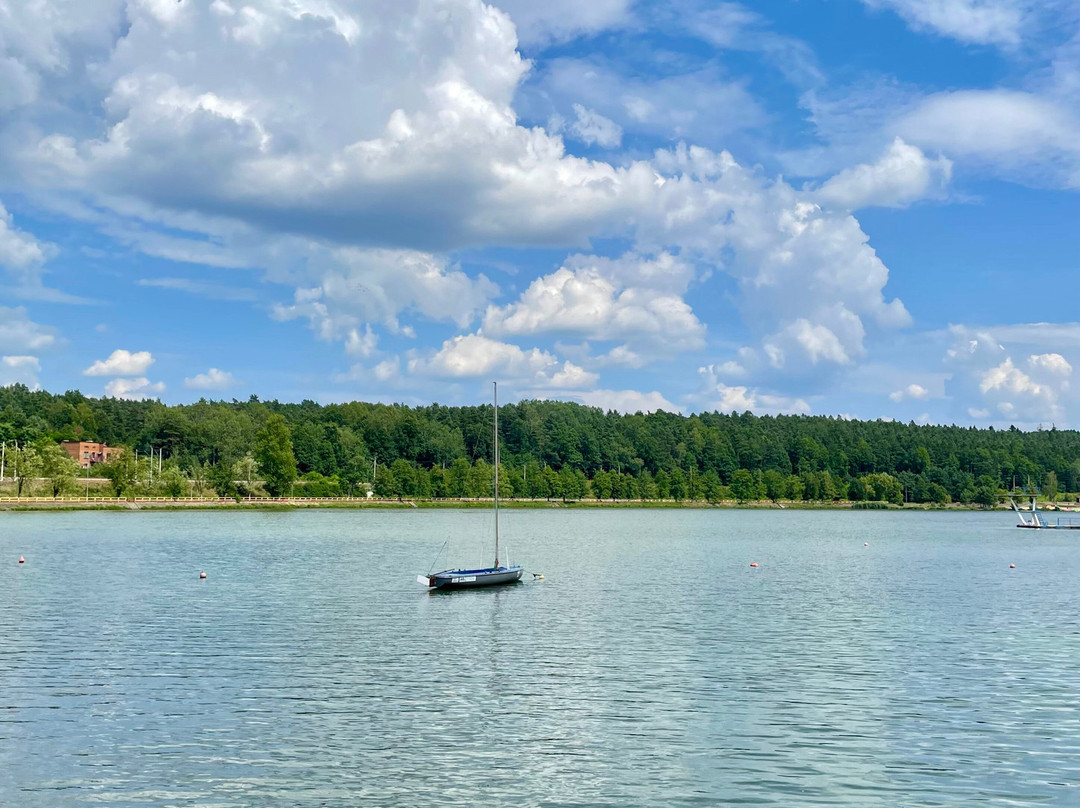 Zalew Rejów beach景点图片
