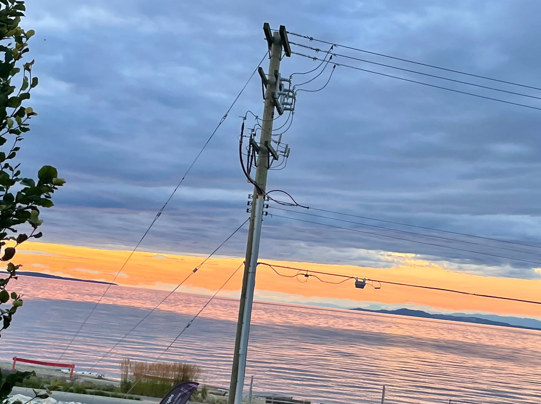 Qualicum Beach Inn主图