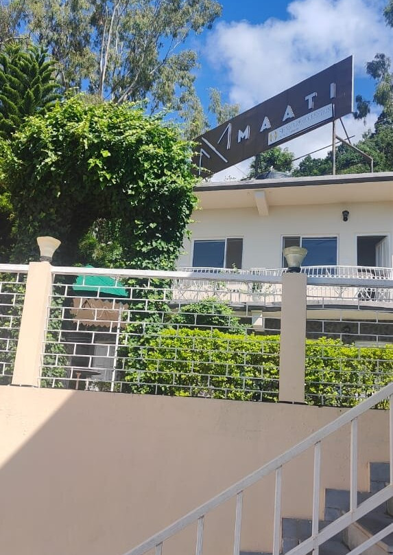 Maati Signature Collection By The Lake Hill