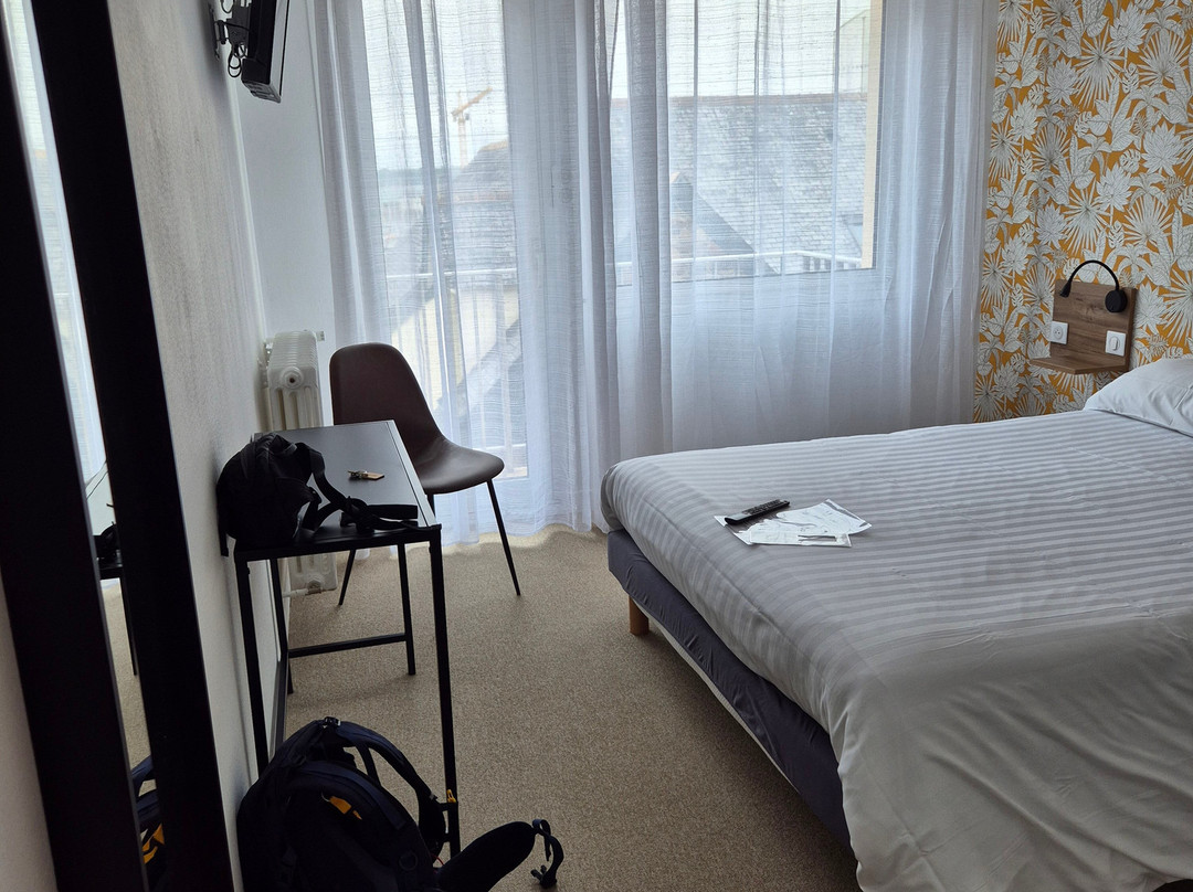 优秀家庭酒店主图