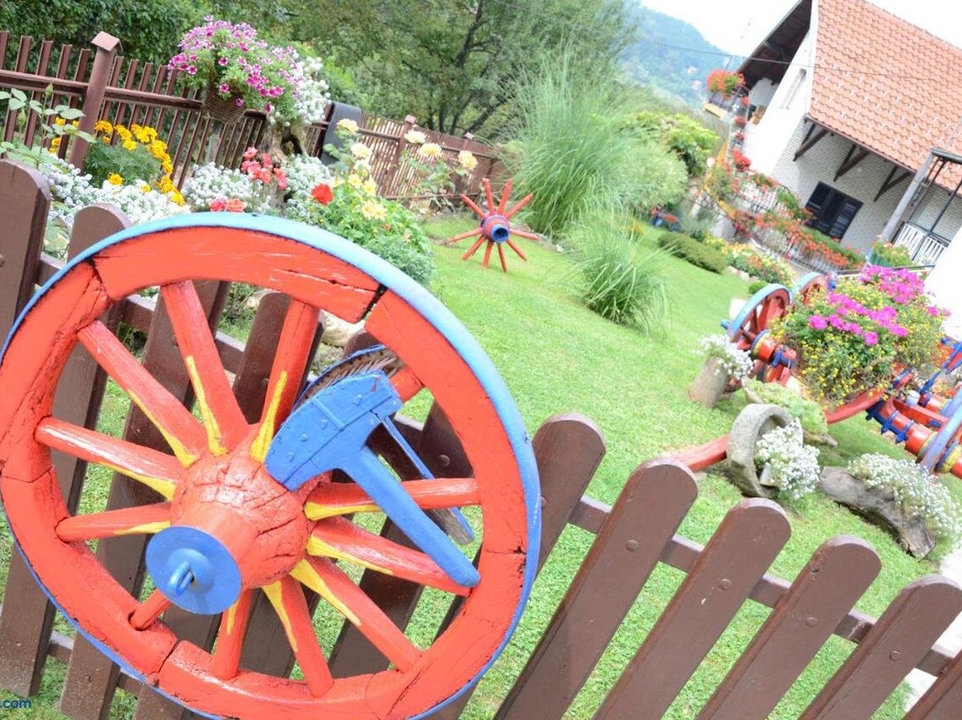 Apartmani Mali Raj Rudnik