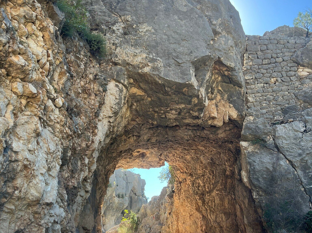 Varda(Alman) Koprusu景点图片