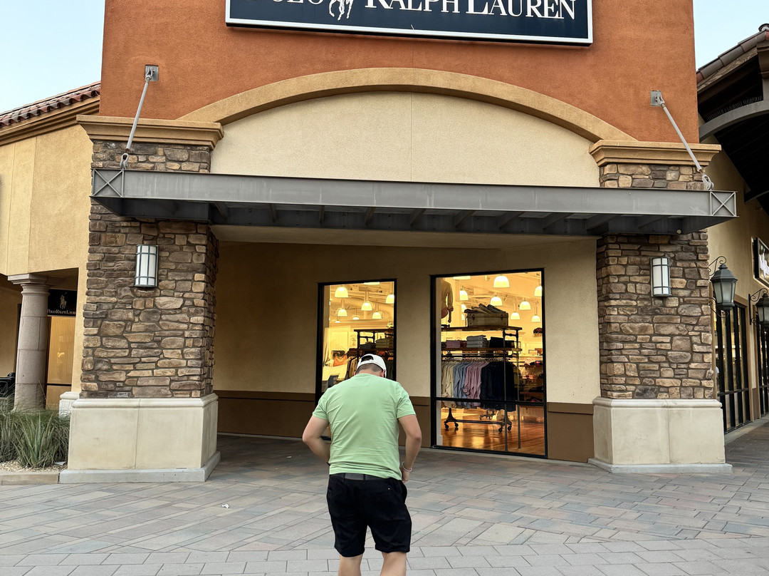 棕榈泉奥特莱斯-卡巴宗必去景点