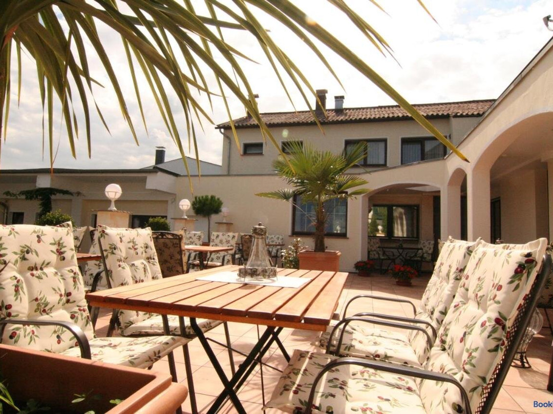 Landhotel Bergischer Hof Gmbh Marialinden