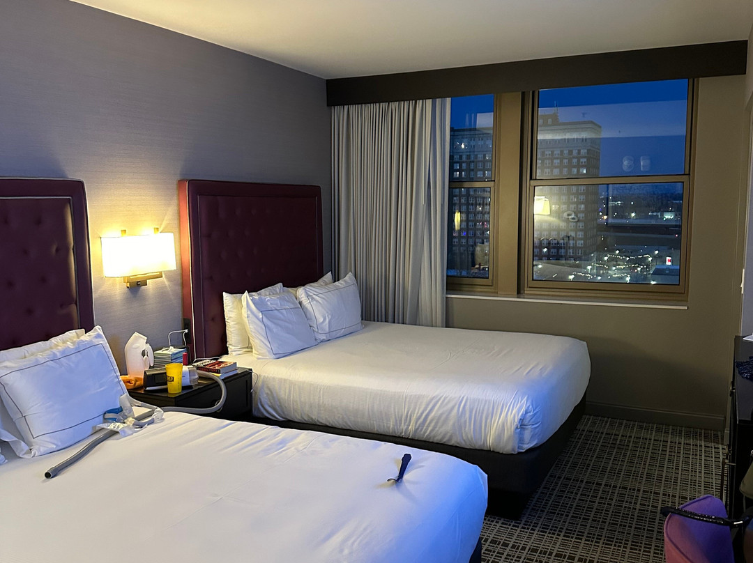 The Axis Hotel Moline, Tapestry Collection By Hilton主图