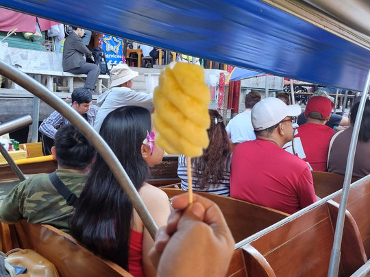 赛寺院水上集市-曼谷必去景点