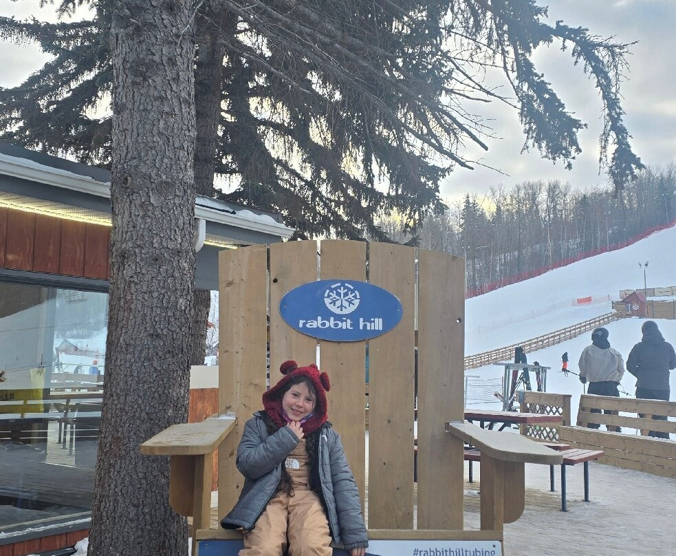 兔子坡滑雪场-埃德蒙顿必去景点
