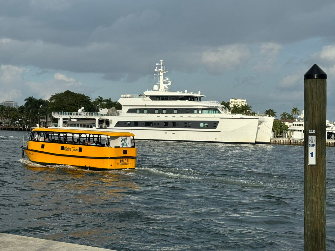 Pompano Beach Water Taxi-庞帕诺比奇必去景点