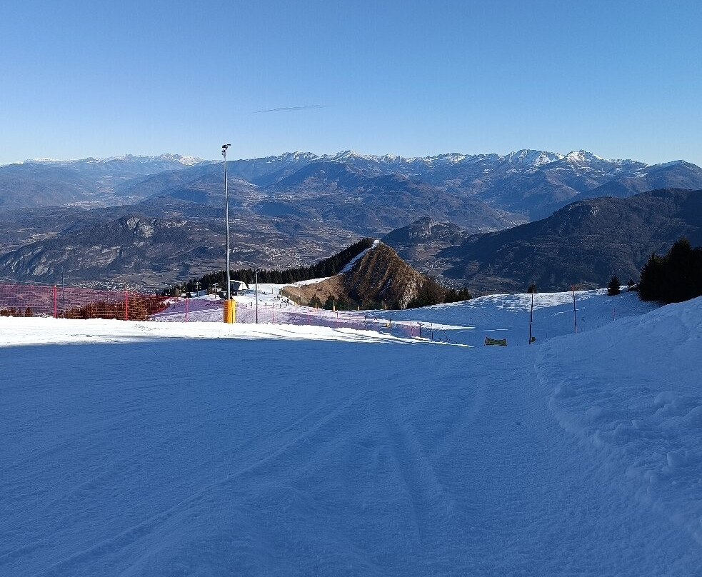 Monte Bondone Ski Area景点图片