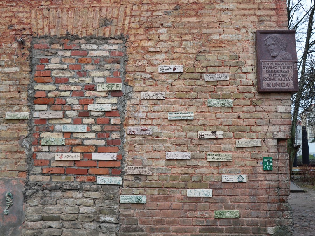 Vilnius With Locals Tours-维尔纽斯必去景点