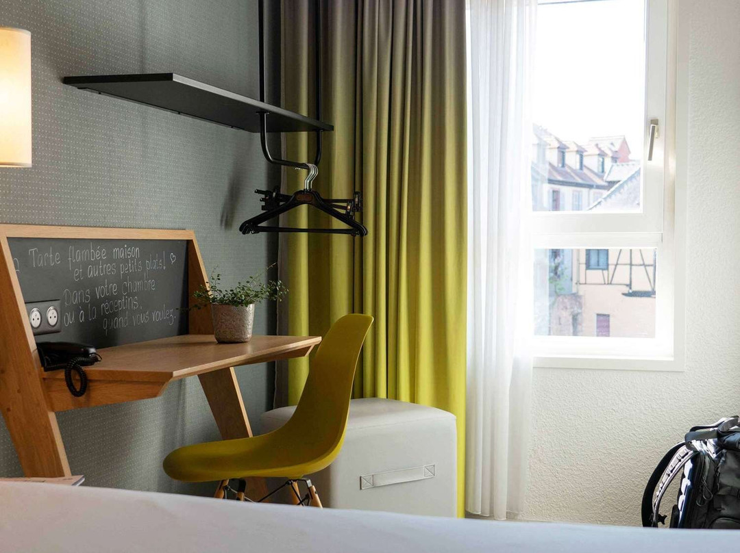 宜必思科尔马中心酒店主图