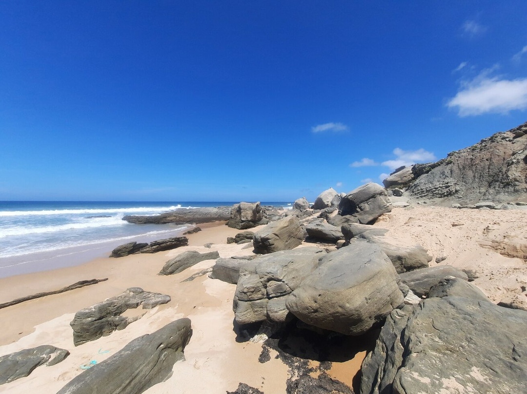 Praia da Areia Branca景点图片