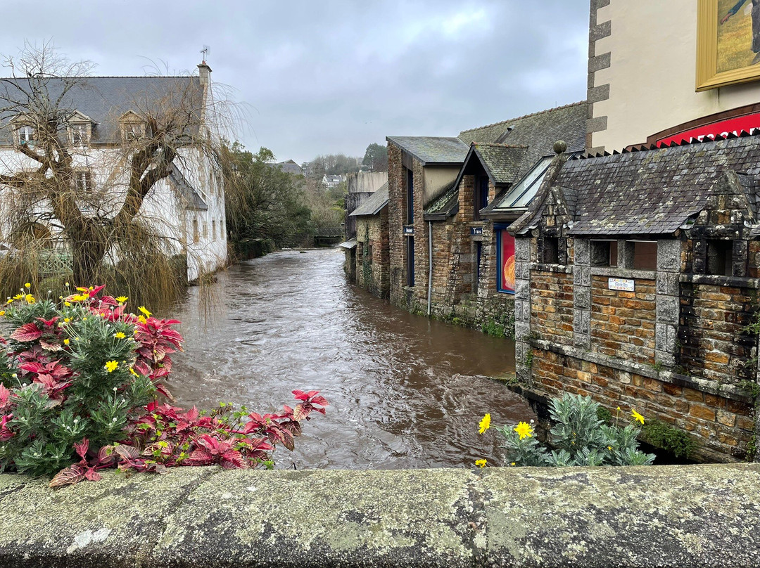 Port de Pont-Aven-阿凡桥必去景点