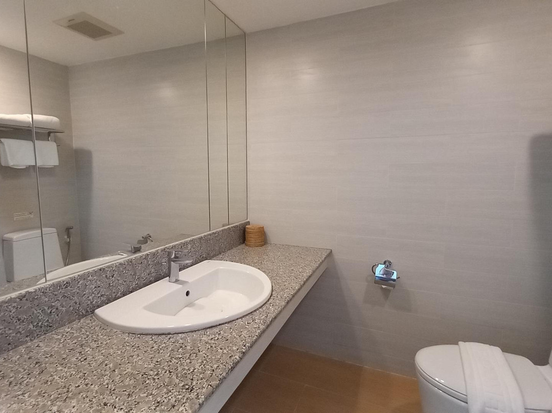 Prachuap Grand Hotel主图