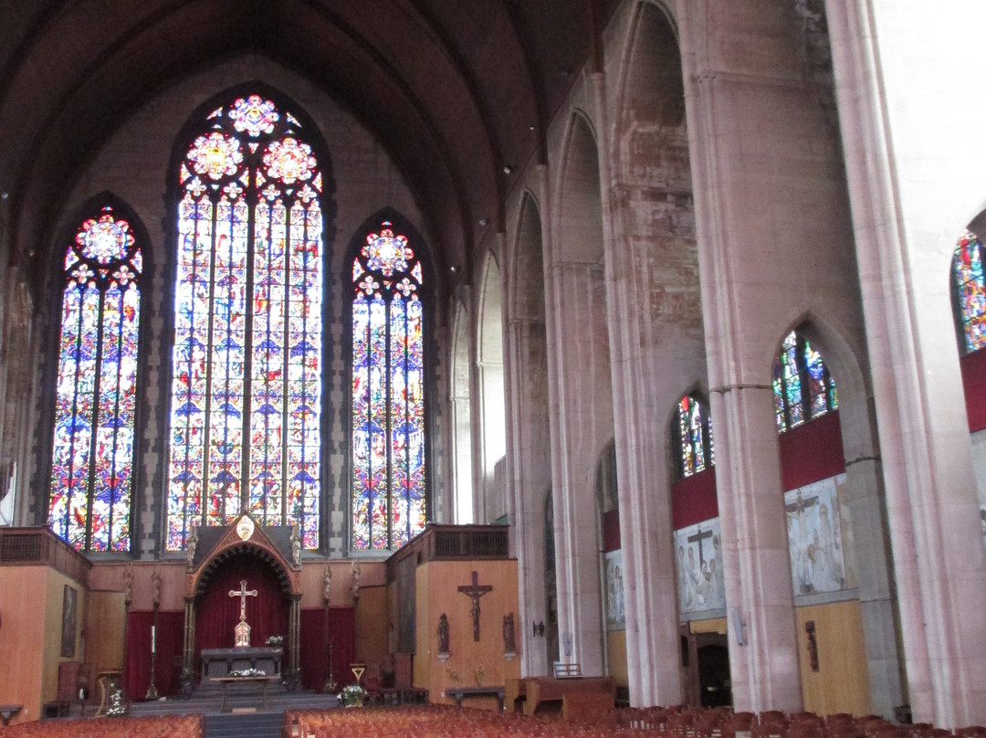 Eglise Saint-henri-Woluwe-Saint-Lambert必去景点