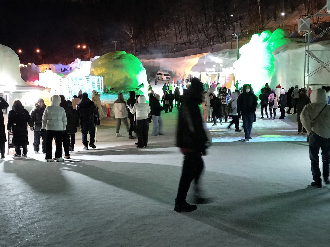 Sounkyo Hot Spring Ice Fall Festival-上川町必去景点