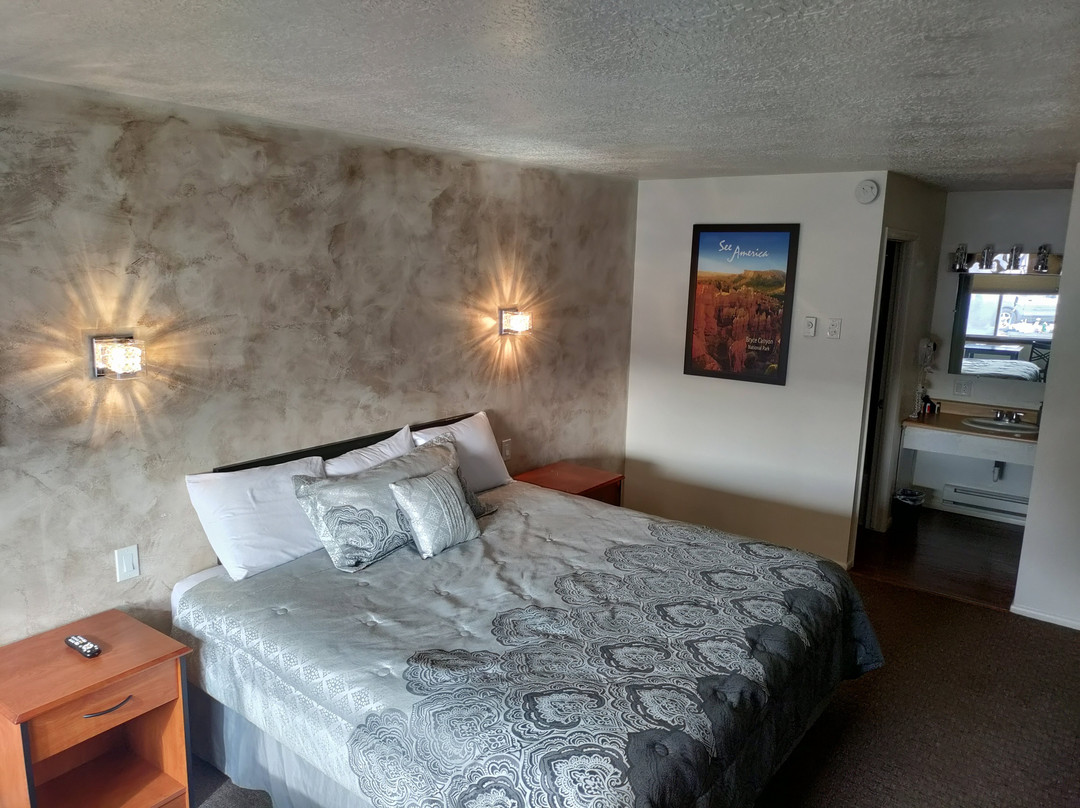 High Desert Inn主图