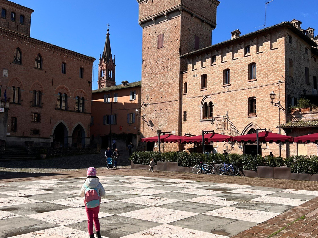 Piazza della Dama景点图片