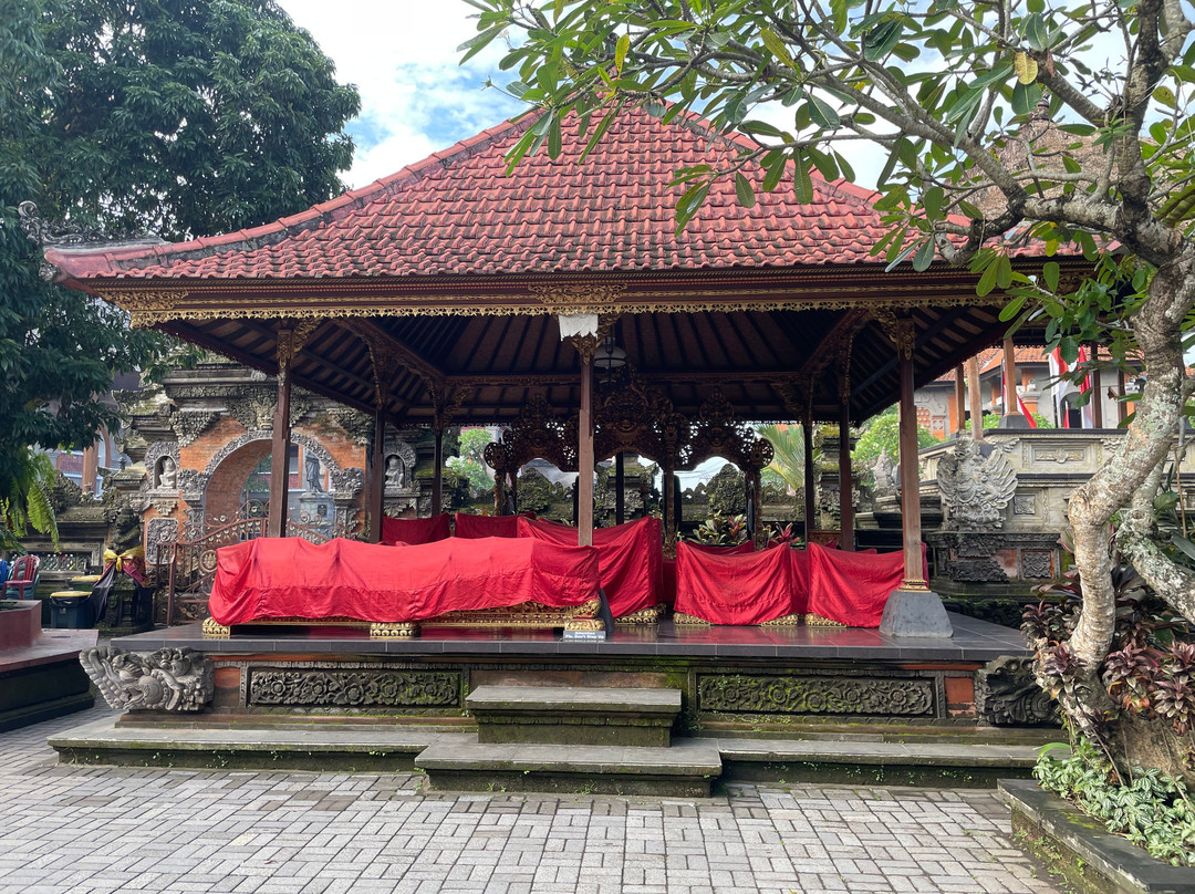 Palace Info-培图鲁必去景点