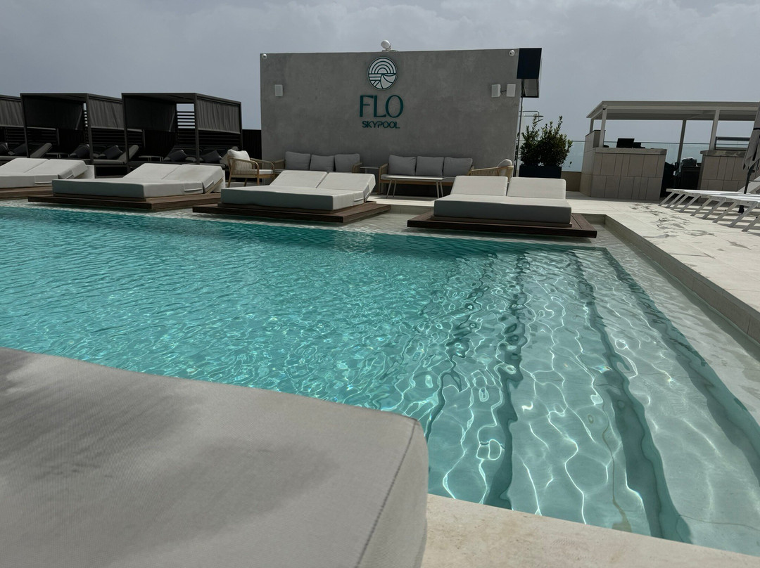 Flo Skypool