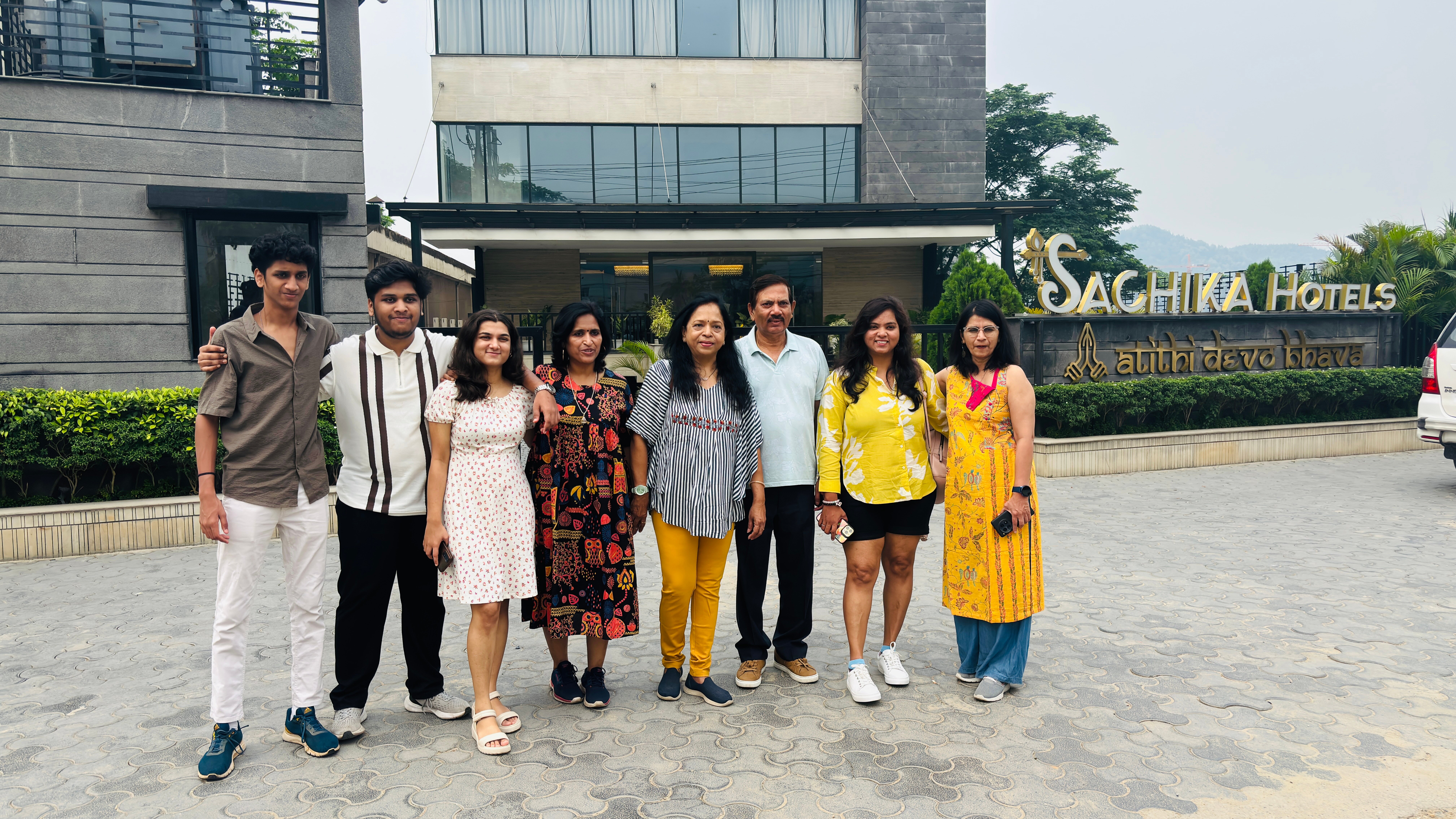 Sachika Hotels,guwahati-浴室