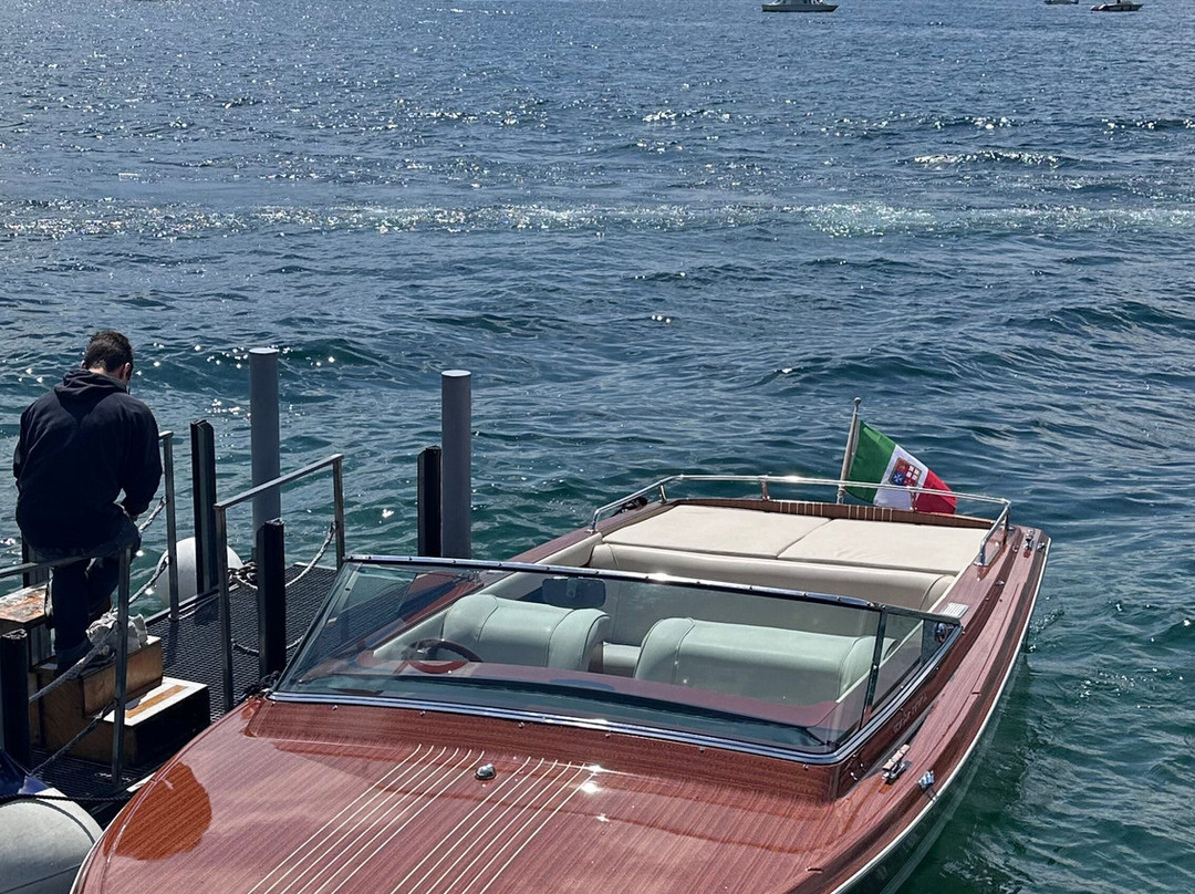 Varenna Rent A Boat-瓦伦纳必去景点