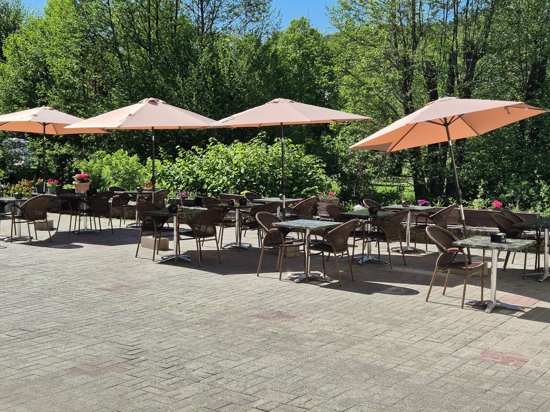 Eschdorf餐馆和美食-Restaurant Neimillen