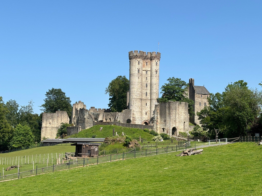 Adler und Wolfspark-Pelm必去景点