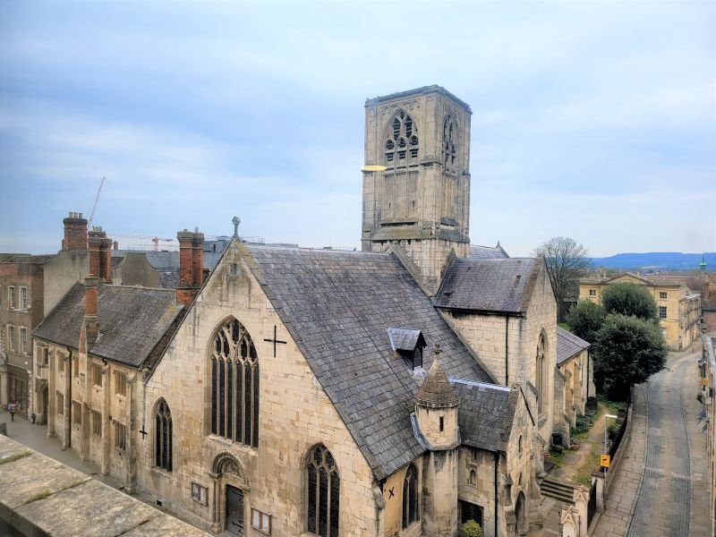 Friary House Serviced Apartments by Roomsbooked