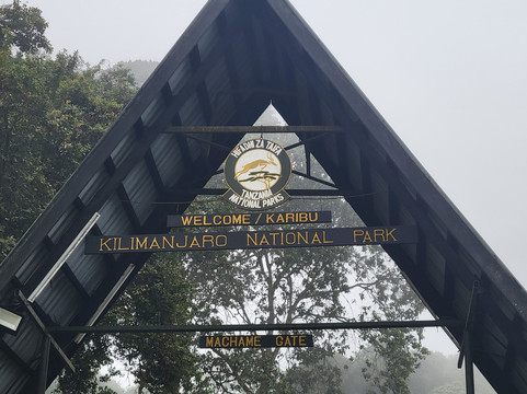 Africa Climbers & Adventures-莫西必去景点