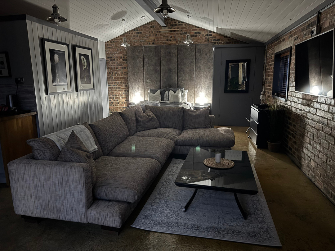 Hot Tub Hideaway主图