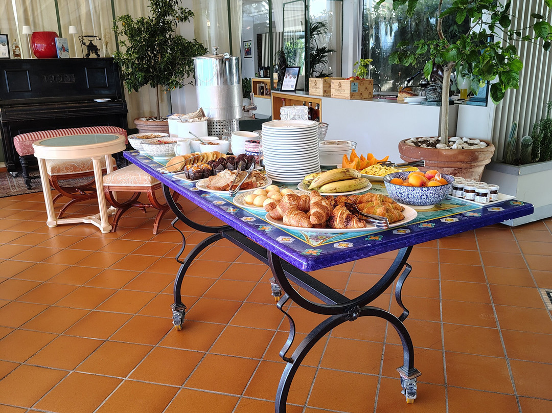 Garden Ravello Restaurant & Hotel主图