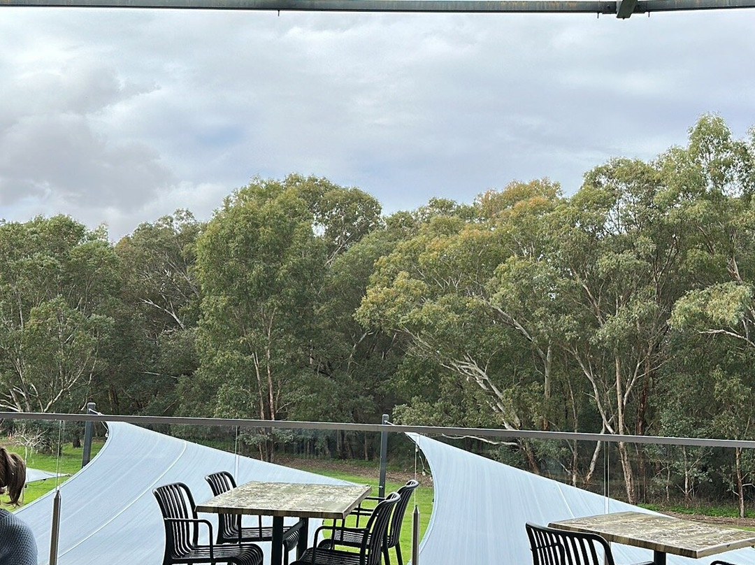 Olive Farm Wines-Millendon必去景点