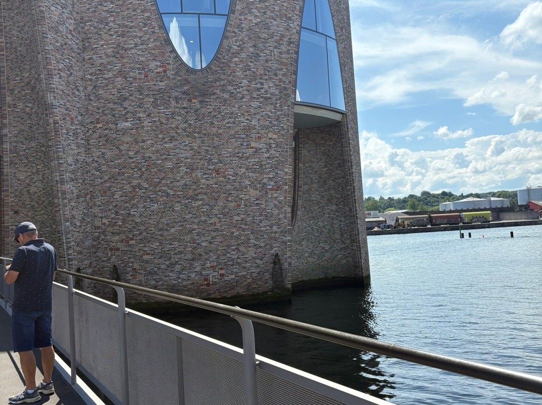 Fjordenhus-瓦埃勒必去景点