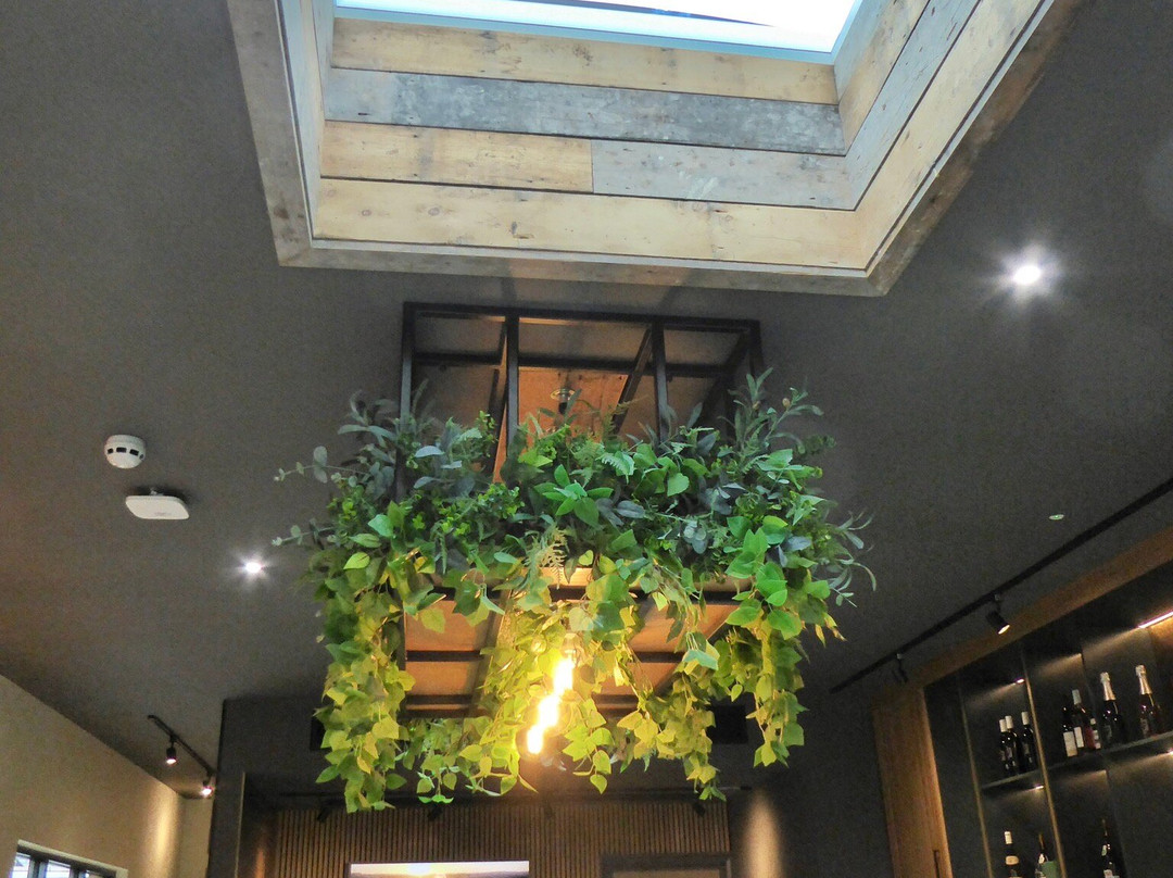 The Tasting Lodge @ Llanerch Vineyard-Hensol必去景点