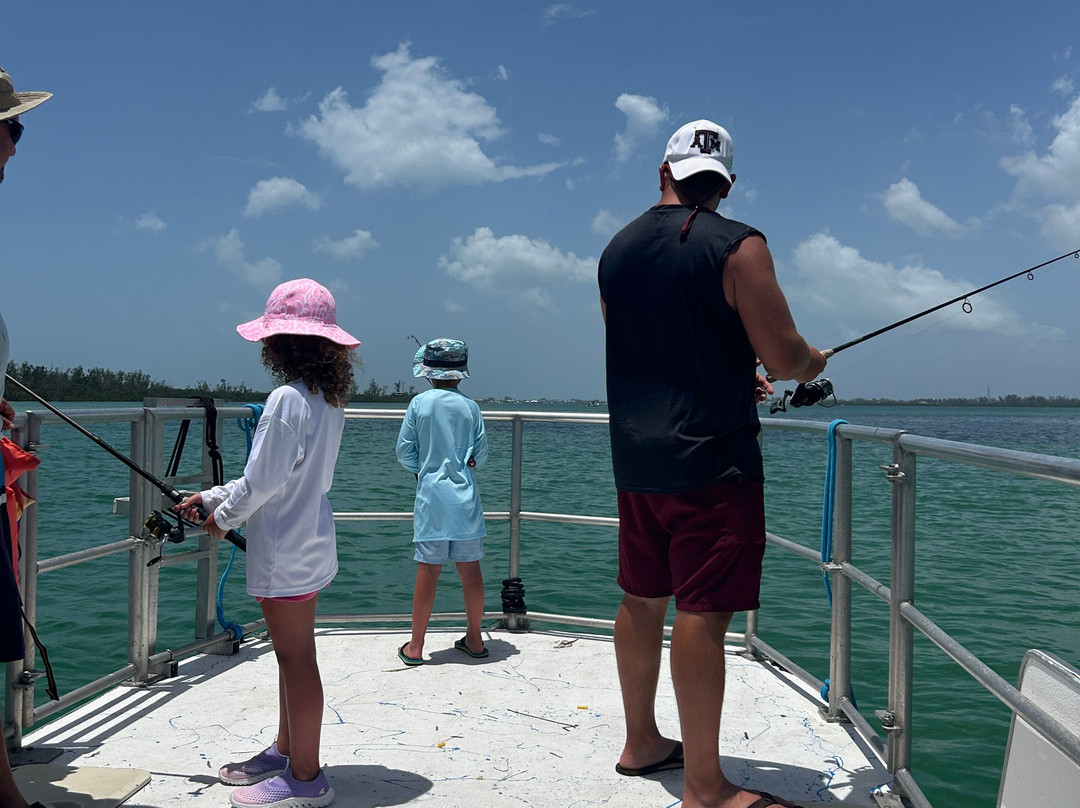 Island Boat Tours & Adventures-Bradenton Beach必去景点