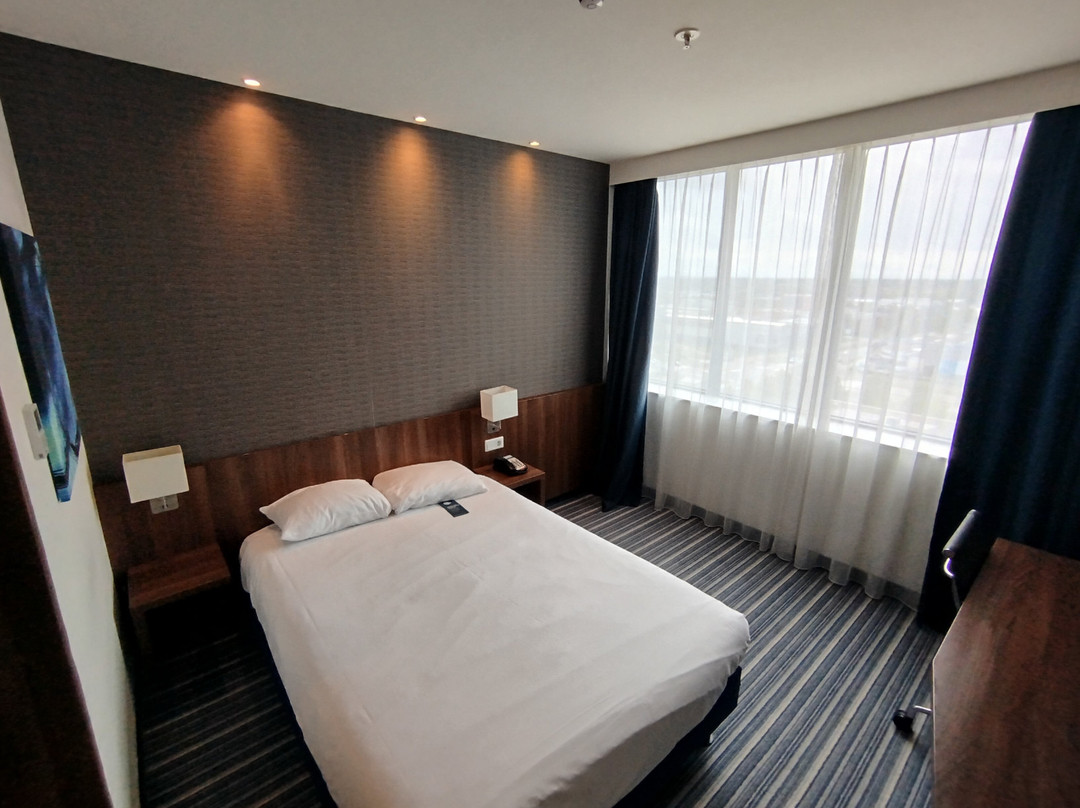 阿姆斯特丹竞技场塔智选假日酒店主图