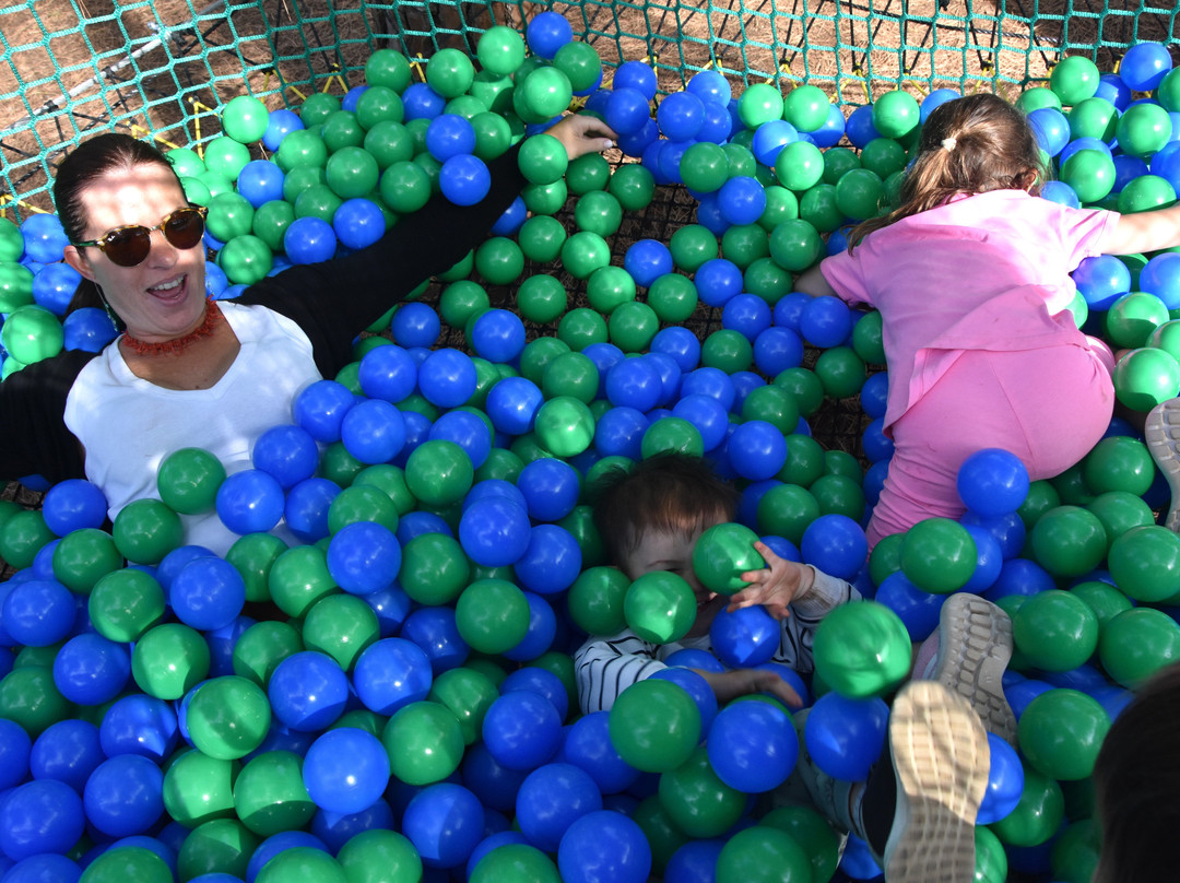 Enfants Sauvages Porto-vecchio