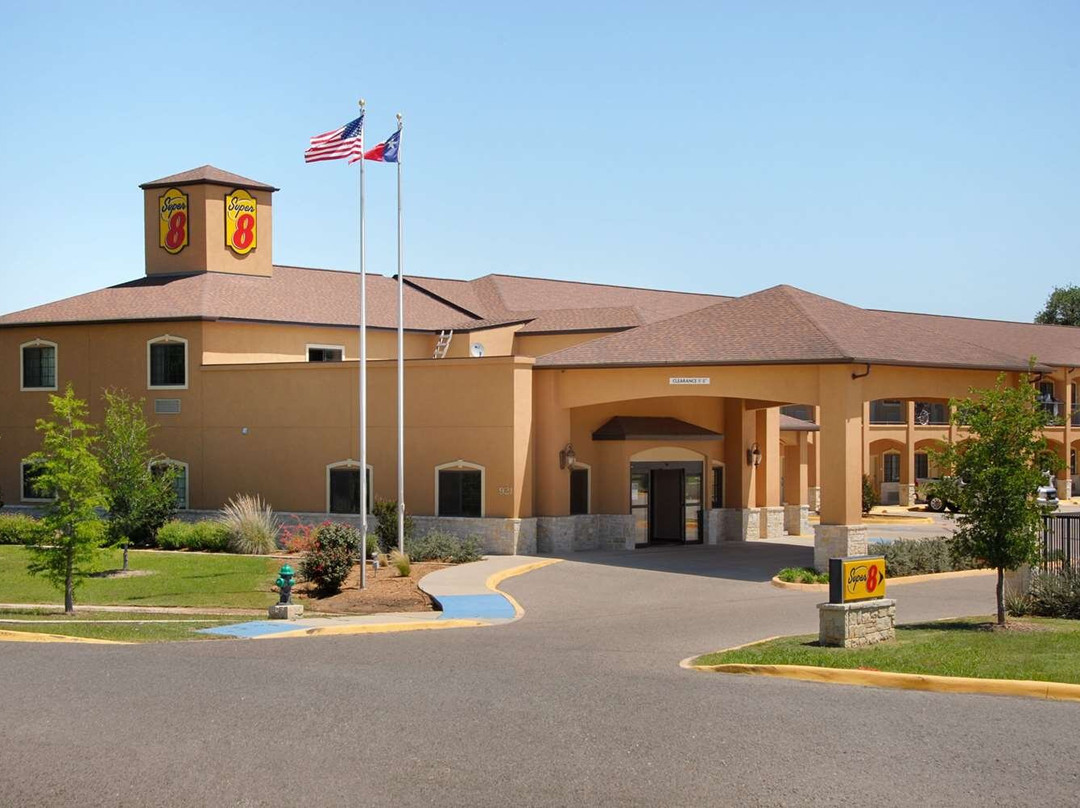 Super 8 by Wyndham Stephenville