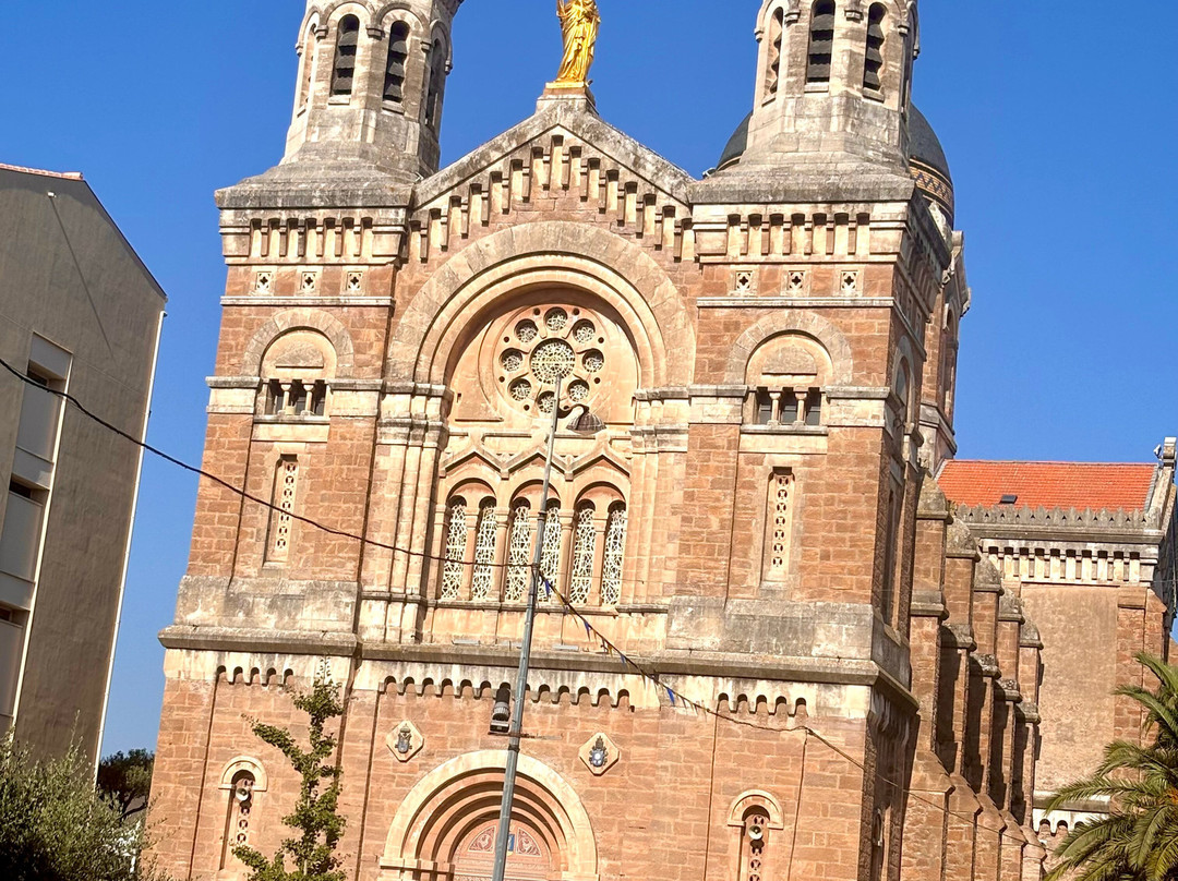Basilique Notre-Dame de la Victoire-Saint-Raphael必去景点