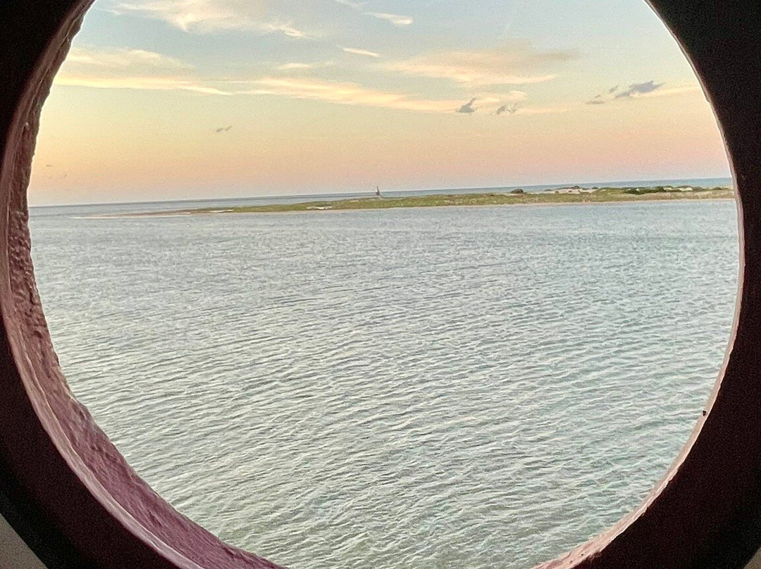 Cape Water Tours-刘易斯必去景点