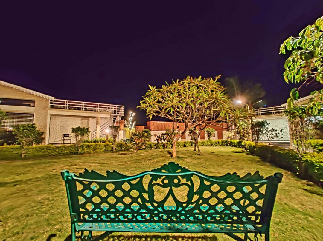 Royal Karhandla Resort主图