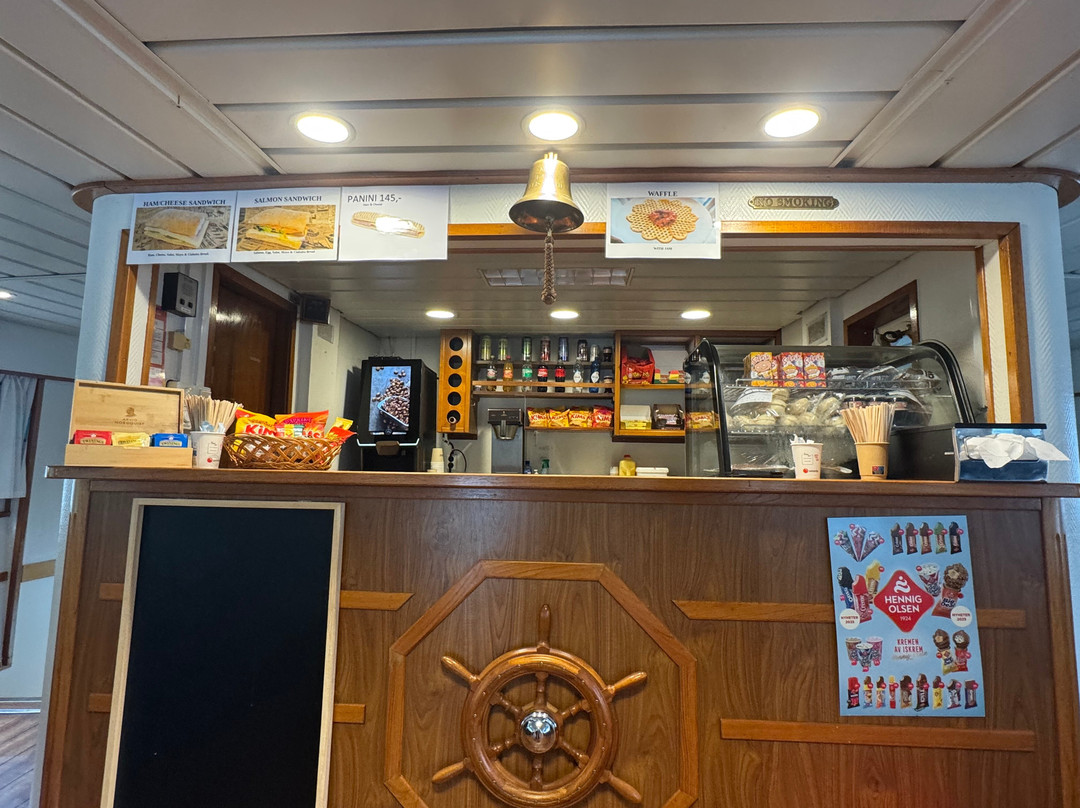 Lustrabaatane-Solvorn必去景点