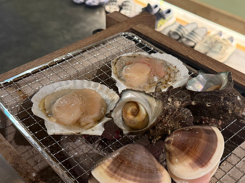 炭焼炉端 魚のいしさか