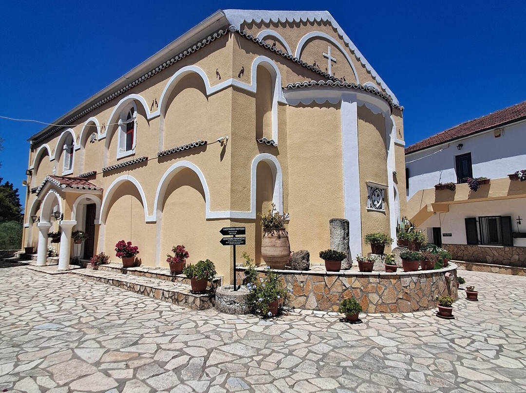 Kloster Kirás Ton Ángelon-Lefkimi必去景点