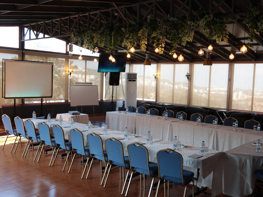 Monteverde Hotel主图